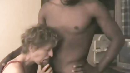 Onani av svensk amatör sex video en mycket vacker flicka av vibrator