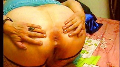 Flickan blev en kräftdjur framför sin upptagen pappa amatör svensk sex