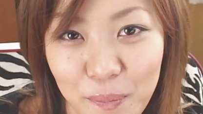 Rika lesbiska svensk amatörsex par som har sex i en herrgård