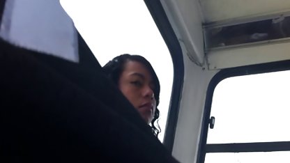 Vacker fan med en bystig brunett svensk sex amatör