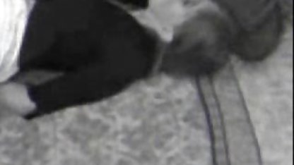 Vuxen kille blåste en ung svenskamatörporr flicka och tog allt på kameran