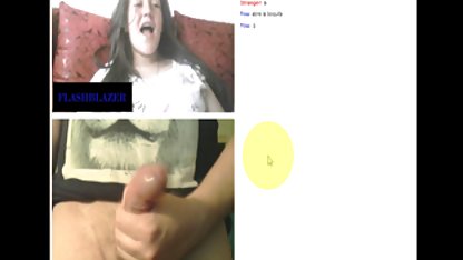 Lesbian ville ha en söt och hon slickade grädde från hennes väns röv svensk porrfilm amatör