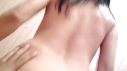 Ensam mogen dam amatörsex svensk i sovrummet