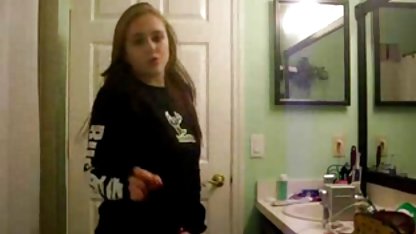 Blondin fick mycket spermier efter att ha haft sex svensk amatör sex video med en svart man