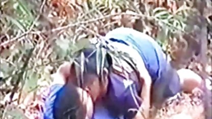 De vackraste kycklingarna svensk amatör sexfilm tillfredsställer varandra med sexleksaker