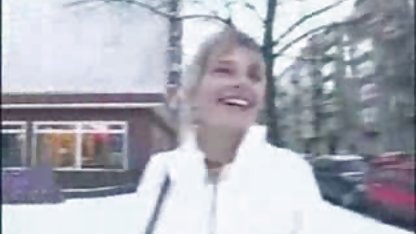Den unga blondin skalliga fitta förde killen svensk amatör porr film till synd