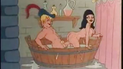 Hingsten planterade en amatörsex svensk knubbig flickvän i anal